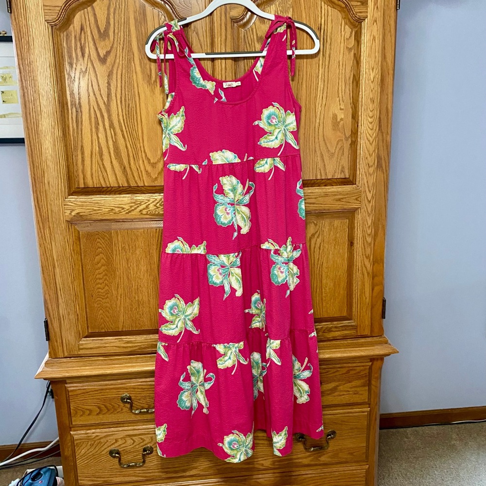 FAHERTY Lanai Seersucker Dress S Orchid Blossom Pink Floral Tiered Sun‎ Dress